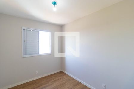 Apartamento à venda com 55m², 2 quartos e 1 vagaQuarto 02