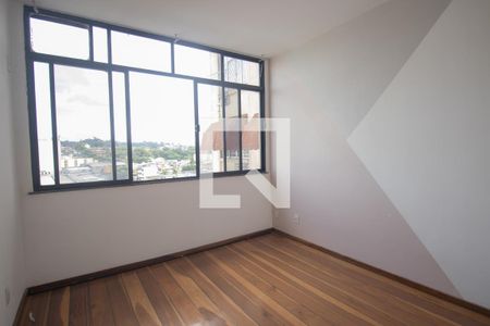 Quarto 1 de apartamento para alugar com 3 quartos, 70m² em Centro, São Gonçalo