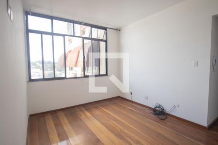 Sala de apartamento para alugar com 3 quartos, 70m² em Centro, São Gonçalo