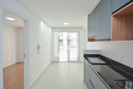 Sala/Cozinha de apartamento à venda com 1 quarto, 29m² em Socorro, São Paulo