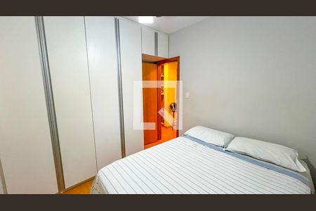 Apartamento à venda com 232m², 4 quartos e 2 vagasQuarto 3