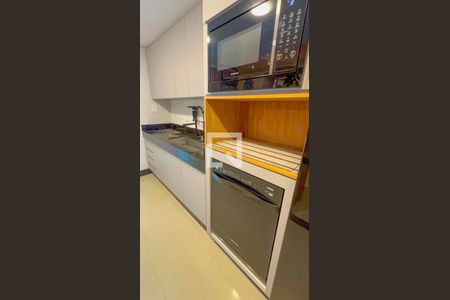 Apartamento à venda com 232m², 4 quartos e 2 vagasCozinha