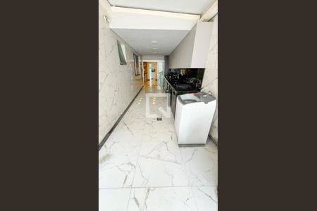 Apartamento à venda com 232m², 4 quartos e 2 vagasLavanderia