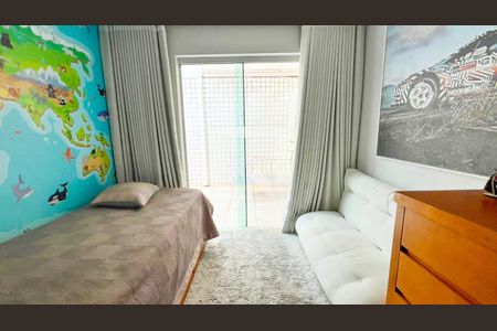 Apartamento à venda com 232m², 4 quartos e 2 vagasQuarto 2