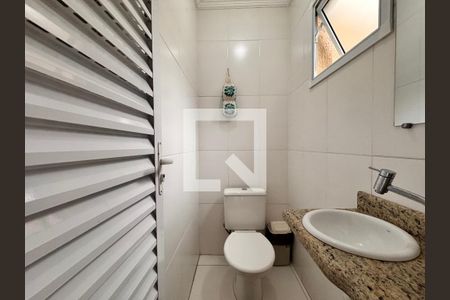 Casa à venda com 250m², 3 quartos e 2 vagasBanheiro 2