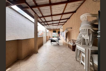 Casa à venda com 250m², 3 quartos e 2 vagasÁrea gourmet 