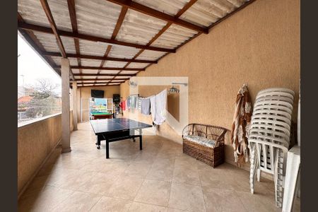 Casa à venda com 250m², 3 quartos e 2 vagasÁrea gourmet 