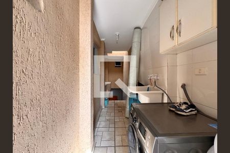 Casa à venda com 250m², 3 quartos e 2 vagasLavanderia