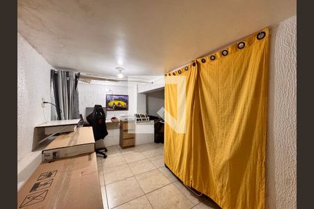 Casa à venda com 250m², 3 quartos e 2 vagasSótão