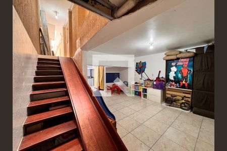 Casa à venda com 250m², 3 quartos e 2 vagasSótão 