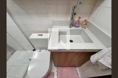 Casa à venda com 250m², 3 quartos e 2 vagasBanheiro da Suíte