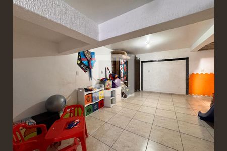 Casa à venda com 250m², 3 quartos e 2 vagasSótão