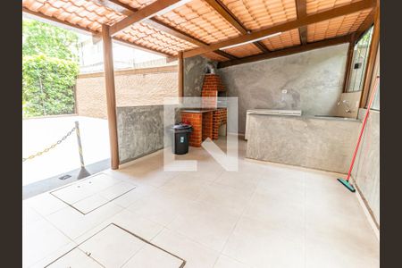 Apartamento para alugar com 60m², 2 quartos e 1 vaga Apartamento para alugar com 60m², 2 quartos e 1 vagaÁrea comum - Churrasqueira