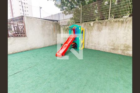 Apartamento para alugar com 60m², 2 quartos e 1 vaga Apartamento para alugar com 60m², 2 quartos e 1 vagaÁrea comum - Playground