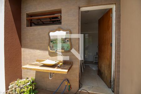 Casa à venda com 540m², 4 quartos e 4 vagasBanheiro da Piscina