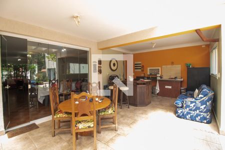 Casa à venda com 540m², 4 quartos e 4 vagasChurrasqueira