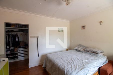 Casa à venda com 540m², 4 quartos e 4 vagasQuarto 3 - Suíte 2