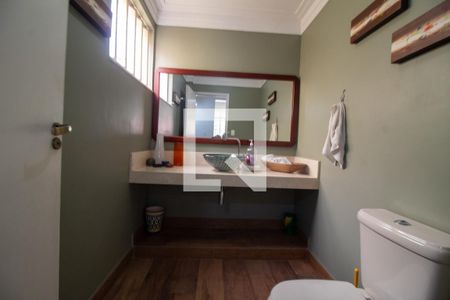 Casa à venda com 540m², 4 quartos e 4 vagasLavabo