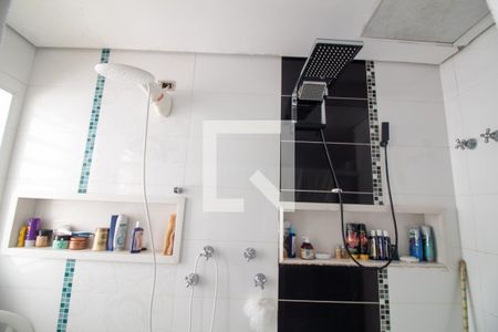 Casa à venda com 540m², 4 quartos e 4 vagasBanheiro da Suíte 1 Senhor e Senhora