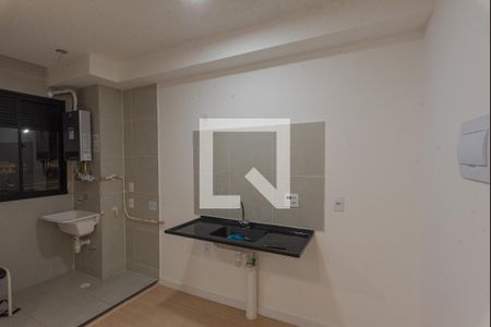 Cozinha de apartamento à venda com 2 quartos, 39m² em Jardim Ipaussurama, Campinas