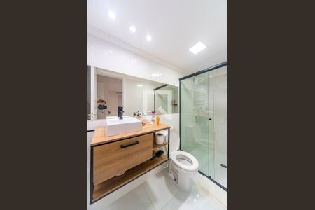 Apartamento para alugar com 72m², 2 quartos e 1 vaga Apartamento para alugar com 72m², 2 quartos e 1 vagaBanheiro do Quarto 2