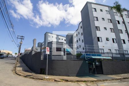 Apartamento para alugar com 44m², 2 quartos e 1 vaga Apartamento para alugar com 44m², 2 quartos e 1 vagaFachada e portaria