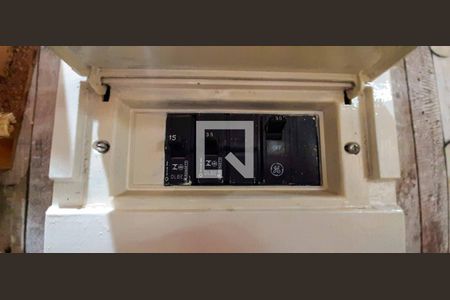 Apartamento à venda com 50m², 2 quartos e sem vaga Apartamento à venda com 50m², 2 quartos e sem vagaQuadro de Luz