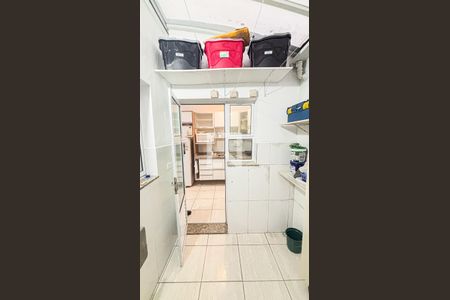 Apartamento à venda com 59m², 2 quartos e 1 vagaÁrea de Serviço