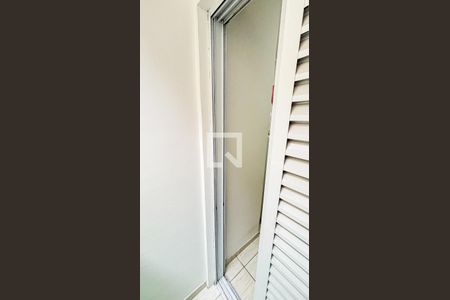 Apartamento à venda com 59m², 2 quartos e 1 vagaQuarto Varanda