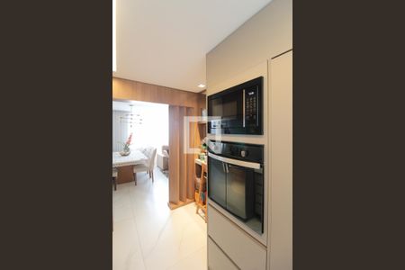 Apartamento à venda com 158m², 4 quartos e 2 vagasCozinha