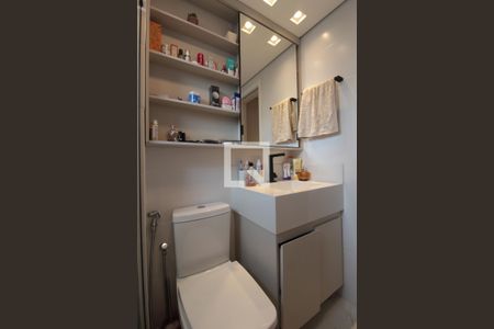 Apartamento à venda com 158m², 4 quartos e 2 vagasBanheiro Social 1