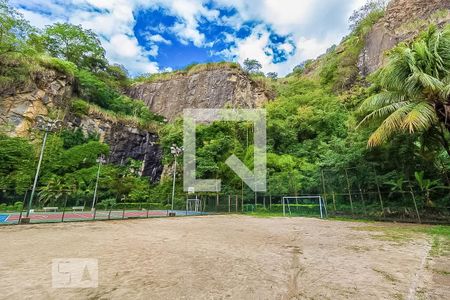 Apartamento à venda com 68m², 2 quartos e 1 vagaÁrea comum