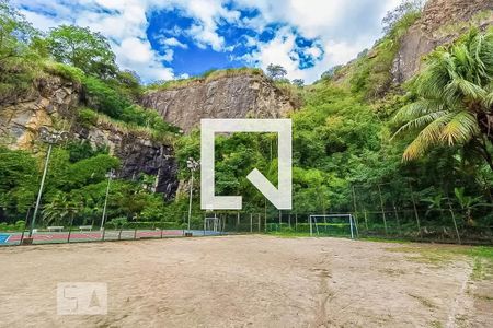 Apartamento à venda com 68m², 2 quartos e 1 vagaÁrea comum