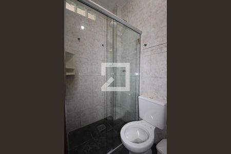 Banheiro de kitnet/studio para alugar com 1 quarto, 36m² em Cidade Universitária, Campinas