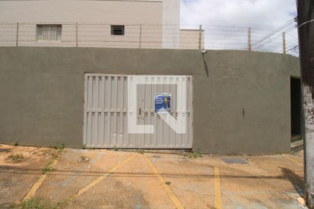 Studio para alugar com 36m², 1 quarto e 1 vagaFachada e Placa