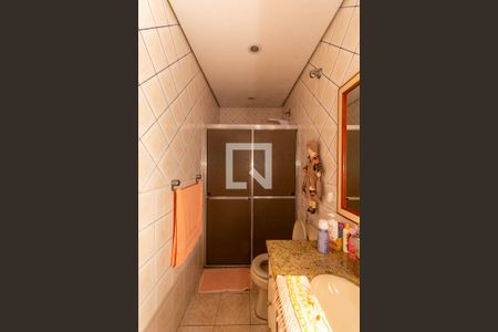 Casa à venda com 280m², 4 quartos e 2 vagasBanheiro 1