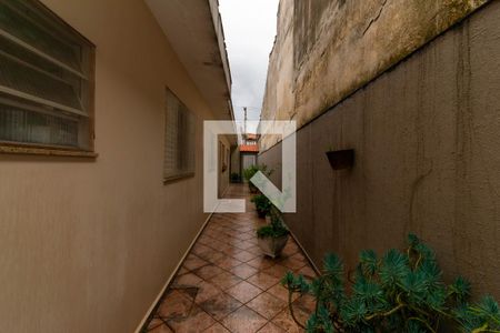 Casa à venda com 280m², 4 quartos e 2 vagasCorredor Externo