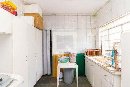 Casa à venda com 280m², 4 quartos e 2 vagasÁrea de Serviço