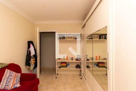 Casa à venda com 280m², 4 quartos e 2 vagasQuarto 1