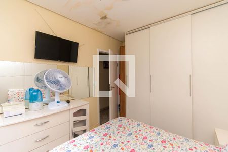 Casa à venda com 280m², 4 quartos e 2 vagasCasa 2 - Quarto 1