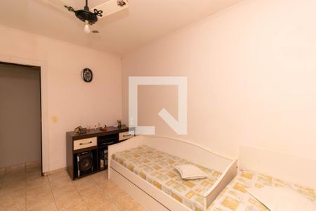 Casa à venda com 280m², 4 quartos e 2 vagasQuarto 2