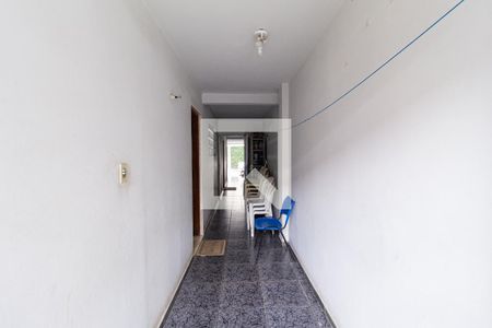 Casa à venda com 180m², 3 quartos e 2 vagas Casa à venda com 180m², 3 quartos e 2 vagasQuintal