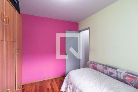 Casa à venda com 180m², 3 quartos e 2 vagas Casa à venda com 180m², 3 quartos e 2 vagasQuarto 2