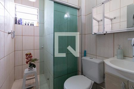 Casa à venda com 180m², 3 quartos e 2 vagas Casa à venda com 180m², 3 quartos e 2 vagasBanheiro