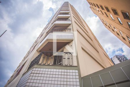 Apartamento à venda com 65m², 2 quartos e 1 vagaFachada