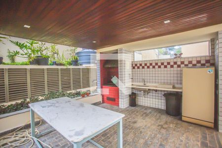 Apartamento à venda com 65m², 2 quartos e 1 vagaÁrea comum - Churrasqueira