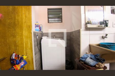 Casa à venda com 160m², 4 quartos e 2 vagasÁrea de Serviço