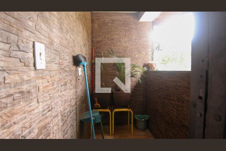 Casa à venda com 160m², 4 quartos e 2 vagasÁrea de Serviço