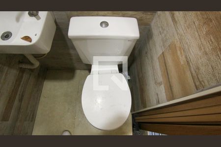 Casa à venda com 160m², 4 quartos e 2 vagasBanheiro