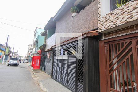 Casa à venda com 160m², 4 quartos e 2 vagasFachada